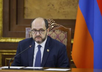 Արայիկ Հարությունյանի գլխավորությամբ տեղի է ունեցել Եվրոպական քաղաքական համայնքի 8-րդ գագաթնաժողովի կազմակերպման հանձնաժողովի առաջին նիստը