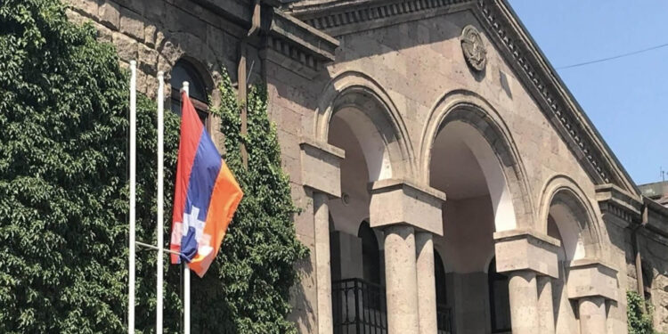 Երևանում Արցախի մշտական ներկայացուցչության շենքը հետ են պահանջում
