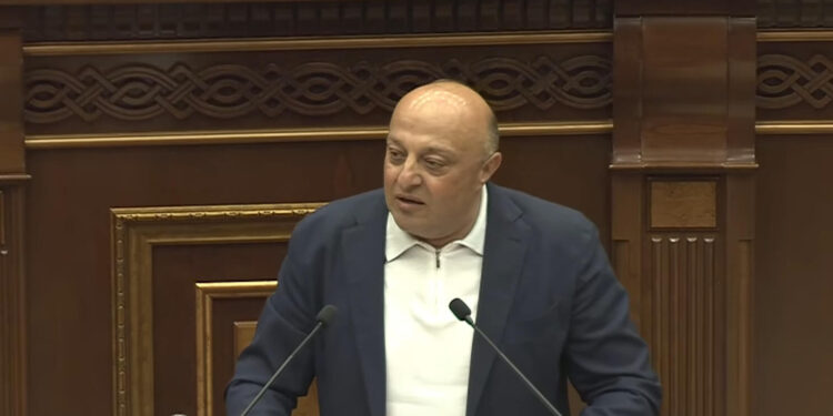 Ես Արցախ չեմ հանձնել, ոչ մի բան չեմ ուրացել, պատասխան եք տալու. Արթուր Սարգսյան. տեսանյութ