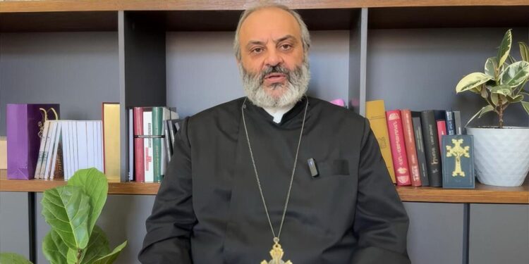 «Պահանջում եմ իրավասու մարմիններից հրապարակել խոսակցության ամբողջ համատեքստը, պնդում եմ՝ այդ կտրտված, մոնտաժված հատվածն այլ համատեքստում արտասանված խոսք է». Բագրատ սրբազան