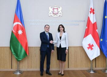 Թբիլիսիում սկսվել է Բոճորիշվիլիի և Բայրամովի հանդիպումը