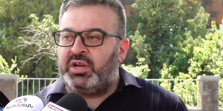 էդ մարդիկ ահաբեկիչներ չեն եղել, եթե իրենք ահաբեկիչ են, ուրեմն, ես էլ եմ ահաբեկիչ․ Դանիելյան. տեսանյութ