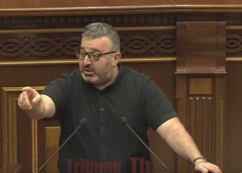 Մենք մանկապարտեզո՞ւմ ենք․ ՔՊ-ականների ծիծաղը` Գառնիկ Դանիելյանի ելութի ժամանակ. տեսանյութ