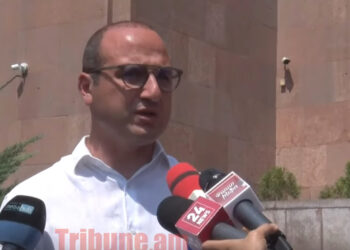 Ուսուցիչները բոլորով աշխատանքից կազատվեն, եթե տնօրենին չնշանակեն. Ստեփանյան. տեսանյութ