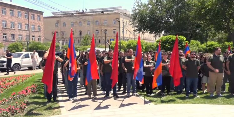 ՀՅԴ երիտասարդական և ուսումնական 12-րդ համահայկական բանակումի պաշտոնական բացման արարողությունը. ՈւՂԻՂ