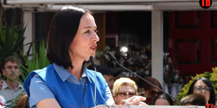 Ազնավուրի երգերի տակ սիրահարվել ենք, տխրել ենք, Ազնավուրը միավորում է մեզ. Ժաննա Անդրեասյան. տեսանյութ