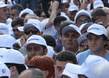 15 րոպեում 15 հազար գլխարկ են «սպառել». «Հրապարակ»