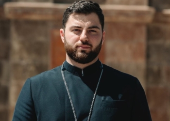 «Ամուսնացյալ քահանաները երբեք դուրս չեն գա Ամենայն Հայոց Կաթողիկոսի դեմ». Մովսես քահանա Սահակյան