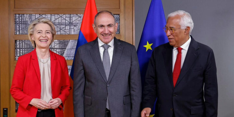 «Հաճելի է Ձեզ կրկին տեսնել Բրյուսելում. Դուք ցույց տվեցիք Հայաստանի խորը նվիրվածությունը խաղաղությանը և կայունությանը». Ուրսուլա ֆոն դեր Լայենը՝ Փաշինյանին