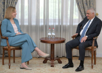 Մհեր Գրիգորյանն ու Քրիստինա Քվինը քննարկել են տարածաշրջանում հաղորդակցությունների ապաշրջափակման հնարավորությունները