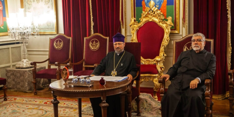 «Փաշինյանի հետ Ստամբուլում հանդիպմանը հոգևորականի բացակայությունը լուռ բողոքի ակցիա էր»․ Պոլսո հայոց պատրիարք