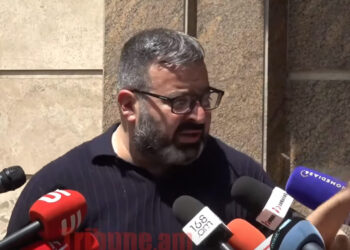 Ամեն ինչ ավելի քան պարզ ա, Մայր Աթոռին ով սատարում ա, գալիս են իրանց հիմնարկները. Գառնիկ Դանիելյան. տեսանյութ