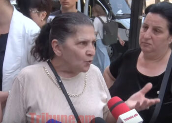 Ժողովրդին դարձրել են իրական բեռ, պատշգամբն էին ապամոնտաժել, որ խնդիրը լուծեն` չստացվեց. տեսանյութ