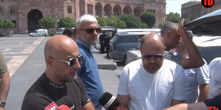 Նախկին քաղաքապետը մեկնաբանում էր, որ տեսարանն էինք փակում. վարորդ. տեսանյութ