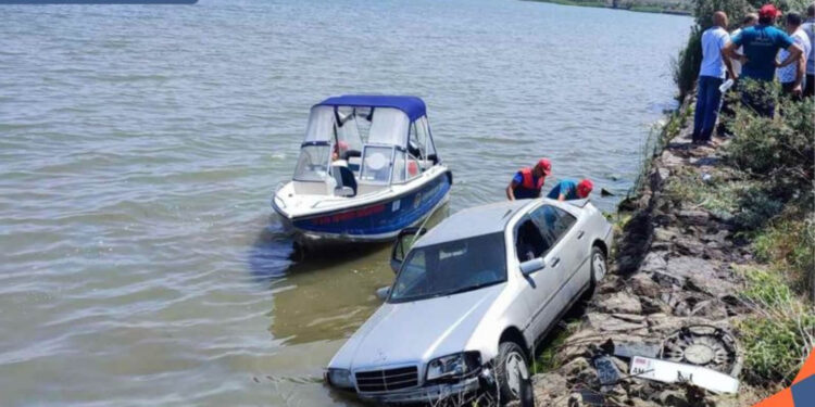 Սևան-Գավառ ավտոճանապարհին «Mercedes-Benz»-ը դուրս է եկել ճանապարհի երթևեկելի գոտուց և մասամբ հայտնվել Սևանա լճում