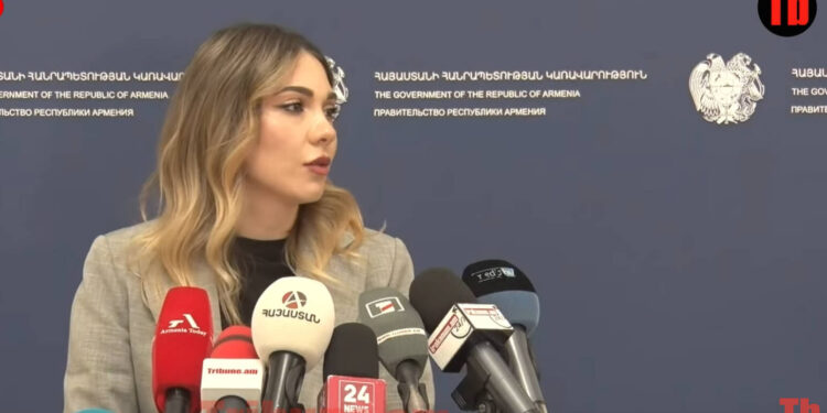 «Միանալո՞ւ եք Փաշինյանի՝ Վեհարանն ազատելու հավաքին», «Չեմ մտածել այդ մասին». տեսանյութ