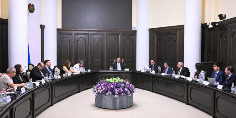 Տիգրան Խաչատրյանի գլխավորությամբ կայացել է ՀՀ փոքր և միջին ձեռնարկատիրության զարգացման խորհրդի նիստ