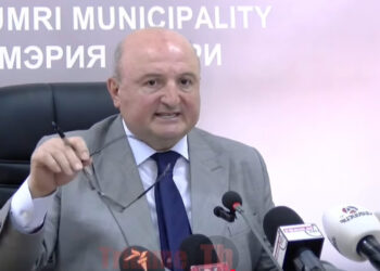 Գյումրու լողավազանը դիտավորյալ ուզում էին փակեին, Իշտոյանի դպրոցը խայտառակ վիճակում էր. Ղուկասյան. տեսանյութ