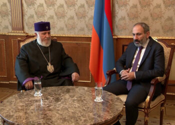 Հակաեկեղեցական քաղաքականություն. ո՞ւր է տանում Փաշինյանի «հեղափոխությունը». «Փաստ»