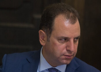 «Ուշքի եկե’ք և ամեն մեկդ ձեր որոշումը կայացրեք խղճով, խելքով, հավատքով». Վիգեն Սարգսյան