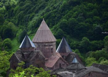 Մայր Աթոռի հովանու ներքո գտնվող բոլոր վանքերը մշտապես գտնվում են եկեղեցականների ուշադրության ու հոգածու վերաբերմունքի առանցքում