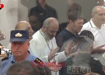 Հրաժարվում եմ Նիկոլից. այսօրվա աղոթքը՝ դատարանում