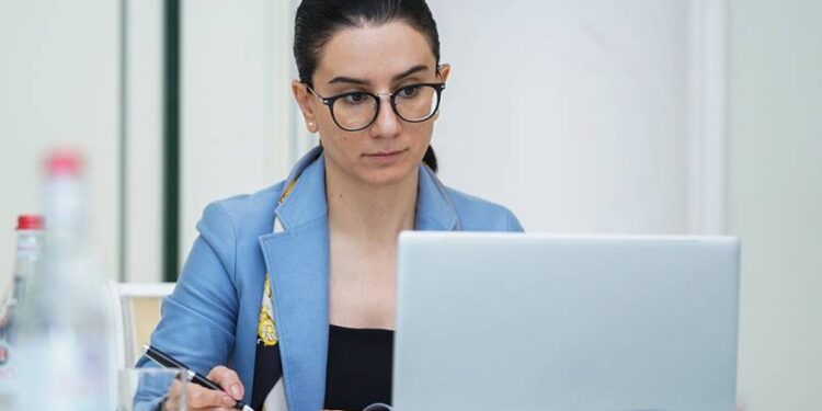 Աննա Վարդապետյանը Սինգապուրում է