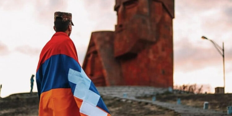 Հայաստանի գործող իշխանության խայտառակ դիվանագիտական քաղաքականության հետևանքով Արցախը մնացել էր միայնակ. «Ապրելու երկիր» կուսակցություն