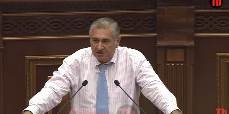 Պարոն Գալստյան, հասկանում եք չէ՞, որ սա պարզ թալան է, իսկ ԿԲ-ն ինչի՞ չի արձագանքում այս թալանին. տեսանյութ