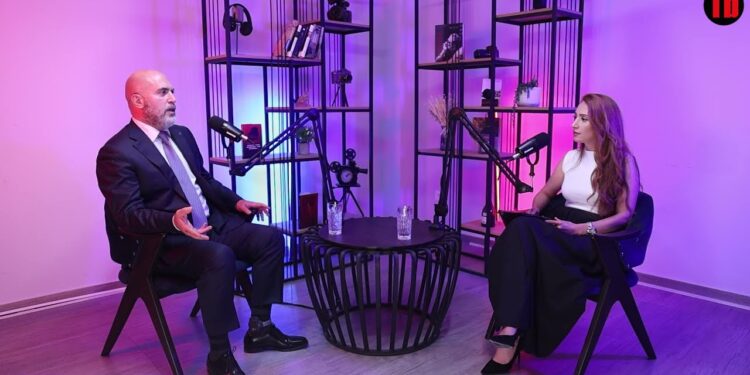 Գարշահոտ, նեխաբույր արարածներ.ամո՛թ է երկրորդ նախագահին, որ հանդուրժում է նման շրջապատ.Արմեն Աշոտյան