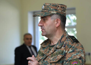 Էդվարդ Ասրյանն ընդունել է անhայտ կորած զինծառայողների հարազատներին. ՊՆ