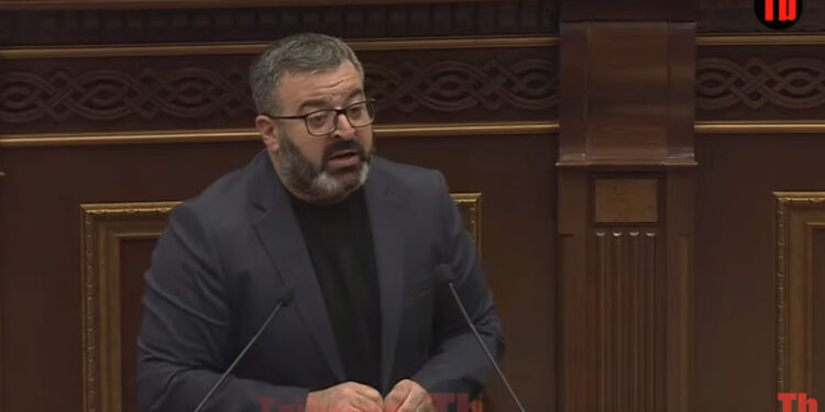 Ես, որպես Տավուշեցի, օրերով ամիսներով տուն չեմ գնացել, որ իմ հայրենիքից ոչ մի միլիմետր չհանձնեն. տեսանյութ