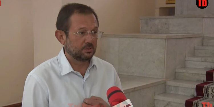 Բառ չեմ գտնում, տեսախցիկի առջև չեմ կարող ասել ինչ գնահատական կտայի Արթուր Հովհաննիսյանին. Մանուկյան. տեսանյութ