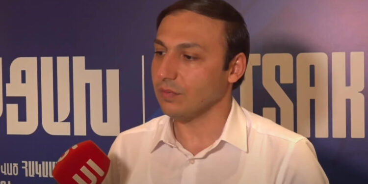 «Որպես արցախցի, իմ իրավունքների պաշտպանության համար այլընտրանք, քան իշխանափոխությունը՝ չկա». Արցախի ՄԻՊ