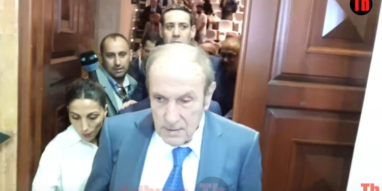 Ինչու՞ է Ձեր ելույթները Փաշինյանը ծանր տանում. լրագրողի հարցը` առաջին նախագահին. տեսանյութ