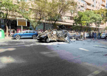 Ամիրյան փողոցում տրանսպորտային միջոց է պայթել. կան տուժածներ