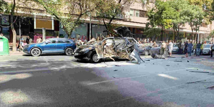 Ամիրյան փողոցում տրանսպորտային միջոց է պայթել. կան տուժածներ