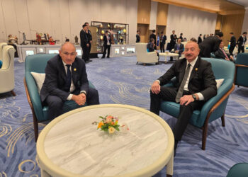 Փաշինյանն ու Ալիևն ընդգծել են Վաշինգտոնում կայացած վերջին գագաթնաժողովի արդյունքում ձևավորված դրական դինամիկան. պայմանավորվել են շարունակել շփումները