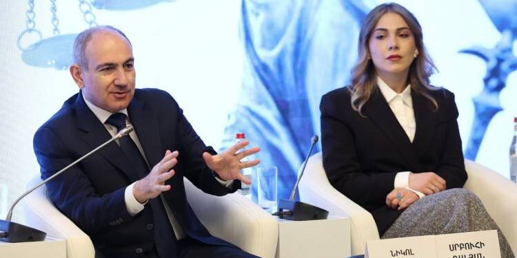 Փաշինյանը դժգոհ է արդարադատության նախարար Սրբուհի Գալյանի աշխատանքից. «Հրապարակ»