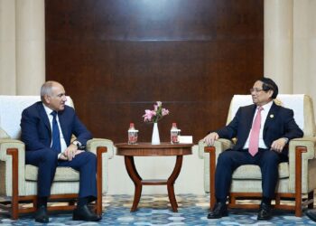 Հանդիպել են Նիկոլ Փաշինյանն ու Վիետնամի վարչապետ Ֆամ Մին Չինը