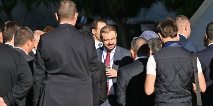 «Հոգեորսությունը» սկսված է. ողջ ռեսուրսը մոբիլիզացրել են Էջմիածնում. «Հրապարակ»