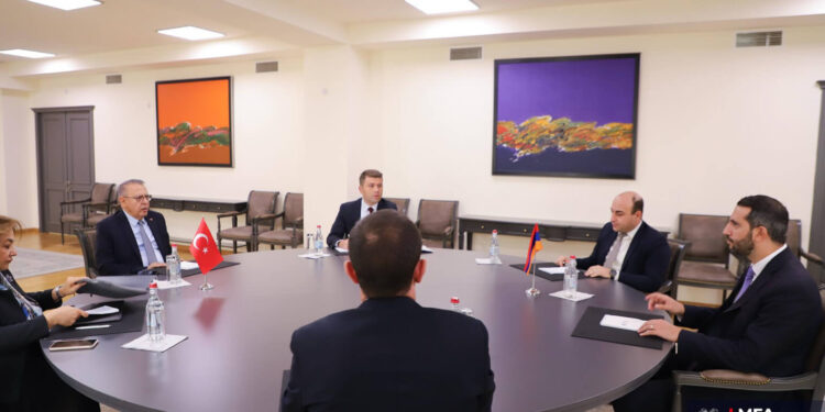 Ռուբեն Ռուբինյանն ու Սերդար Քըլըչը պայմանավորվել են ջանքեր գործադրել մշակույթի և ակադեմիական ոլորտներում համագործակցությունն ամրապնդելու ուղղությամբ