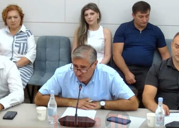 Շատ փողն ու՞ր կորավ, Վահագն Խաչատուրյանն ասեց՝ փողի խնդիր չկա, պա՞րտք եք վերցնում. տեսանյութ