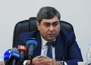 Ասում էր՝ խնչած ունեմ քաղաքացու կարծիքի վրա. Մարությանին ու ձեզ խաբել ա. Ավետիք Բաբայան. տեսանյութ