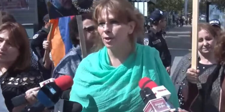 Անհապաղ Նիկոլին դատե՛լ, այլընտրանք չկա՛. ցուցարար. տեսանյութ