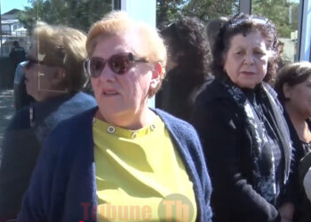 Հույս ունենք, որ այսօր արդար որոշում կկայացվի և մեր սրբազանի հետ կգնանք Գյումրի… տեսանյութ