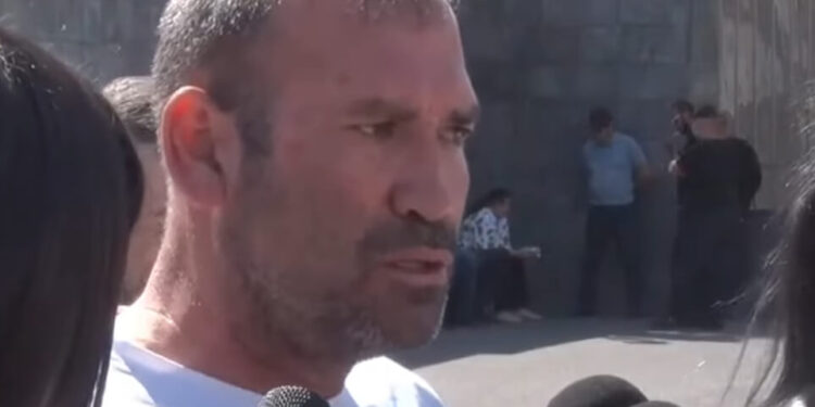 Մենք ամեն օր էլ պրպտու´մ ենք, հավայի չխոսե՛ք, քաղաքը կոլապսի կենթարկենք, մեր երեխեքին ենք ման գալիս. տեսանյութ