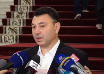 Փաշինյանի` իշխանության ղեկին մնալը, աղետալի է ՀՀ յուրաքանչյուր քաղաքացու համար. Շարմազանով. տեսանյութ