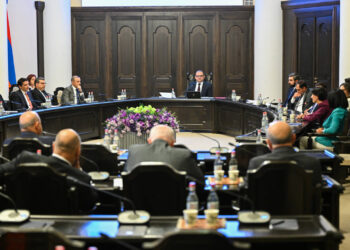 Կառավարությունը նախատեսում է հաջորդ տարի շուրջ 15 տոկոսով կրճատել պաշտպանական բյուջեն