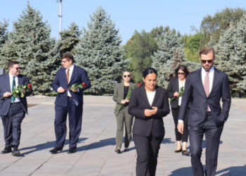 ԱՄՆ պետքարտուղարության Եվրոպայի և Եվրասիայի բյուրոյի ղեկավարի գլխավորած պատվիրակությունն այցելել է Հայոց ցեղասպանության հուշահամալիր